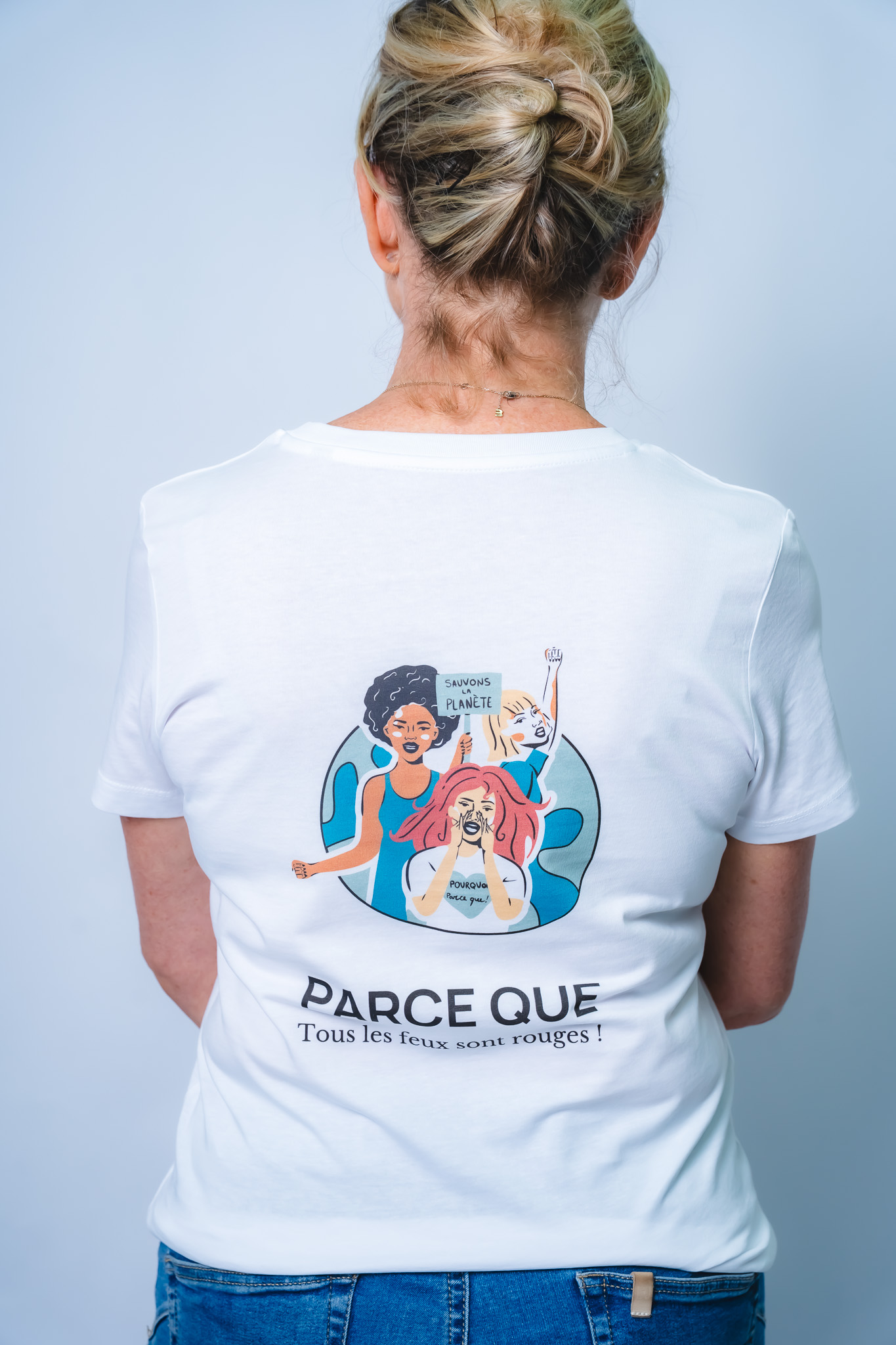 T-shirt col rond <br>"Pourquoi je passe au vert ? Parce que tous les feux sont rouges"