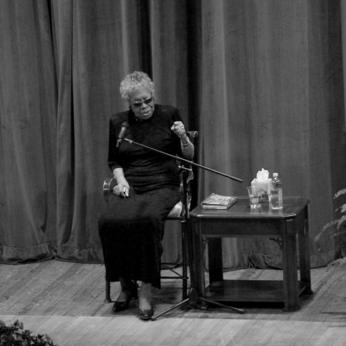 Une voix charismatique des droits civiques L’histoire de Maya Angelou
